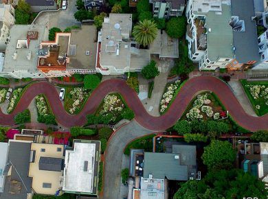 Lombard_St.,_San_Francisco,_CA-(1)